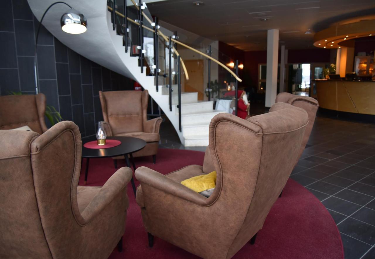 Hotell Arjaeng Eksteriør billede